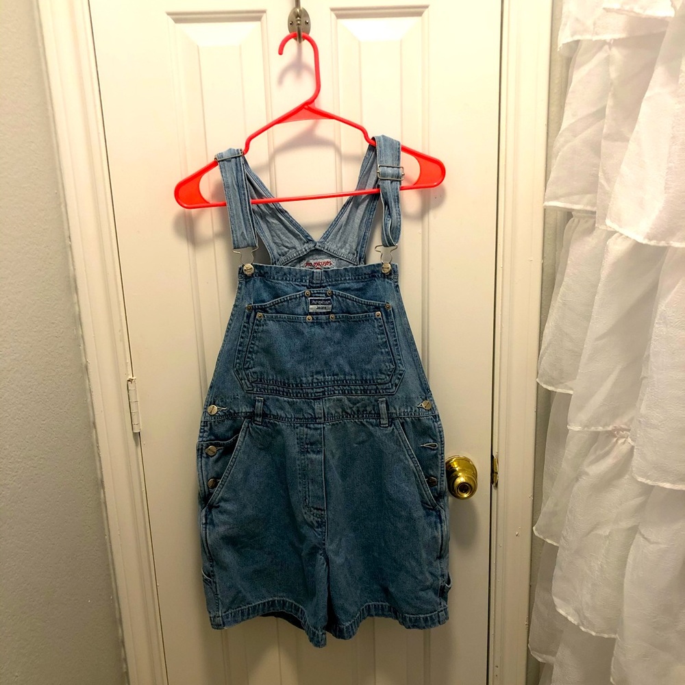 Short overalls